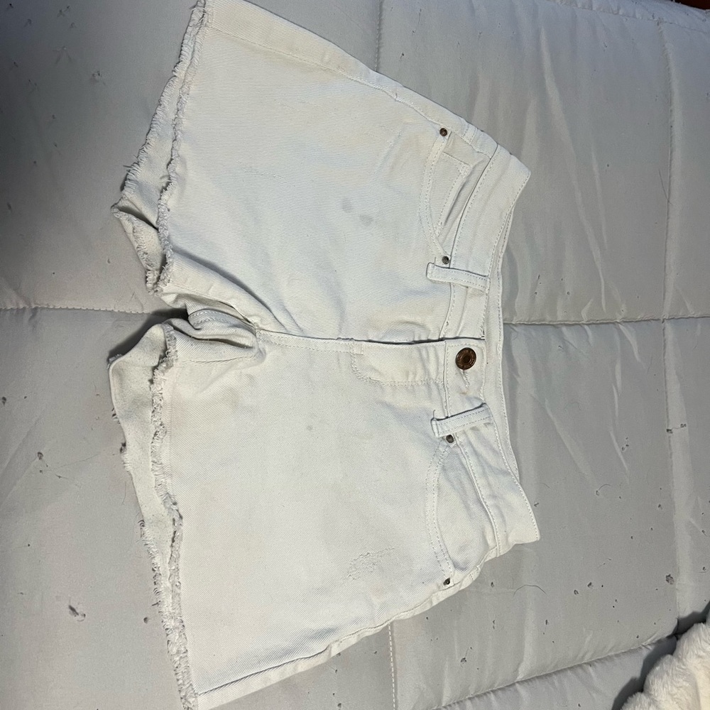 Time and Tru White Denim Jean Shorts Relaxed Fit